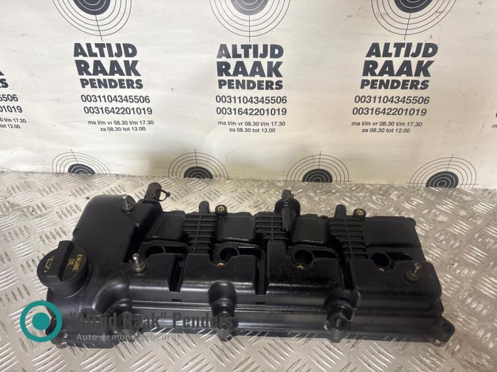 Gebruikte Kleppendeksel Suzuki Grand Vitara II (JT) 2.4 16V Prijs op aanvraag aangeboden door "Altijd Raak" Penders