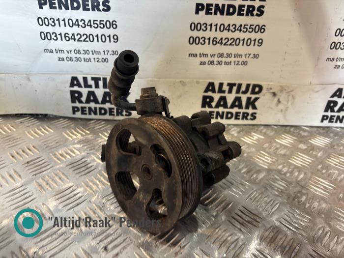 Gebruikte Pomp Servo Toyota Tundra (K5/K6) 4.0 V6 24V VVT-I Prijs op aanvraag aangeboden door "Altijd Raak" Penders