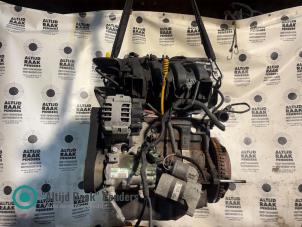 Gebruikte Motor Renault Twingo II (CN) 1.2 16V Prijs op aanvraag aangeboden door "Altijd Raak" Penders