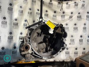 Gebruikte Versnellingsbak Peugeot 407 (6C/J) 3.0 V6 24V VVT Prijs op aanvraag aangeboden door "Altijd Raak" Penders