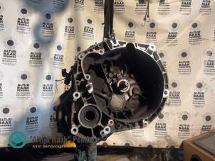 Gebruikte Versnellingsbak Suzuki SX4 (EY/GY) 1.9 DDiS Prijs op aanvraag aangeboden door "Altijd Raak" Penders