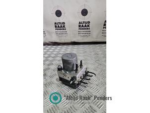 Gebruikte ABS Pomp Peugeot 308 CC (4B) 1.6 16V THP Autom. Prijs op aanvraag aangeboden door "Altijd Raak" Penders