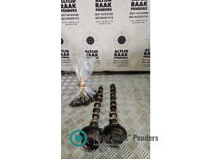 Gebruikte Nokkenas set Mercedes E (W212) E-200 CGI 16V BlueEfficiency Prijs op aanvraag aangeboden door "Altijd Raak" Penders