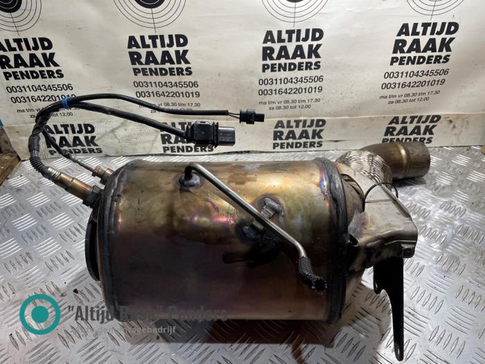 Gebruikte Roetfilter BMW 7 serie (F01/02/03/04) 730d 24V Prijs op aanvraag aangeboden door "Altijd Raak" Penders