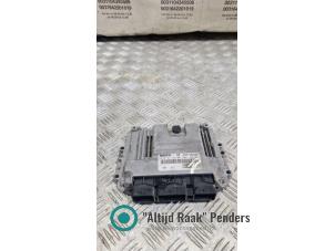 Gebruikte Computer Motormanagement Renault Trafic New (FL) 2.5 dCi 16V 135 Prijs op aanvraag aangeboden door "Altijd Raak" Penders