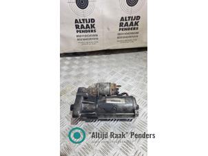 Gebruikte Startmotor Renault Trafic New (FL) 2.5 dCi 16V 135 Prijs op aanvraag aangeboden door "Altijd Raak" Penders