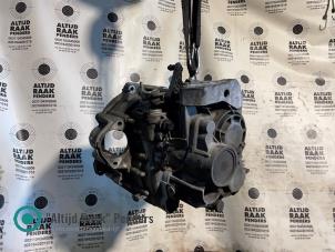 Gebruikte Versnellingsbak Volkswagen Golf VII (AUA) 2.0 TDI 16V Prijs op aanvraag aangeboden door "Altijd Raak" Penders