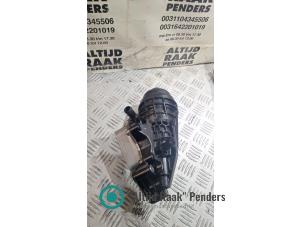 Gebruikte Oliekoeler Mercedes B (W246) 1.6 B-180 BlueEFFICIENCY Turbo 16V Prijs op aanvraag aangeboden door "Altijd Raak" Penders