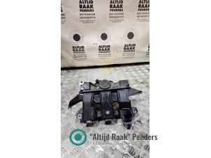 Gebruikte Carterventilatie Renault Trafic (1FL/2FL/3FL/4FL) 1.6 dCi 90 Prijs op aanvraag aangeboden door "Altijd Raak" Penders