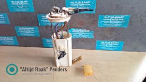 Gebruikte Benzinepomp Opel Frontera (6B) 2.2i 16V Prijs op aanvraag aangeboden door "Altijd Raak" Penders