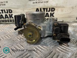 Gebruikte Gasklephuis Honda Civic (EM) 1.7 16V ES VTEC Prijs op aanvraag aangeboden door "Altijd Raak" Penders