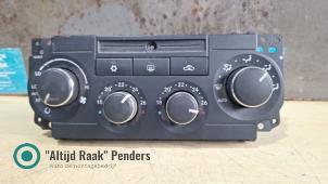Gebruikte Airco bedieningspaneel Jeep Commander (XK) 3.0 CRD V6 24V DPF Prijs op aanvraag aangeboden door "Altijd Raak" Penders
