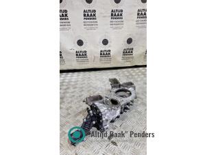 Gebruikte Thermostaathuis Porsche Panamera (971G) 4.0 V8 4S Diesel Prijs op aanvraag aangeboden door "Altijd Raak" Penders