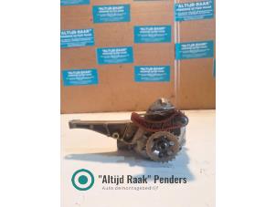 Gebruikte Oliepomp Mercedes E (W212) E-350 CGI V6 24V BlueEfficiency Prijs op aanvraag aangeboden door "Altijd Raak" Penders