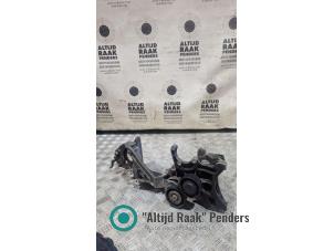 Gebruikte Dynamosteun onder Volkswagen Crafter 2.0 BiTDI Prijs op aanvraag aangeboden door "Altijd Raak" Penders