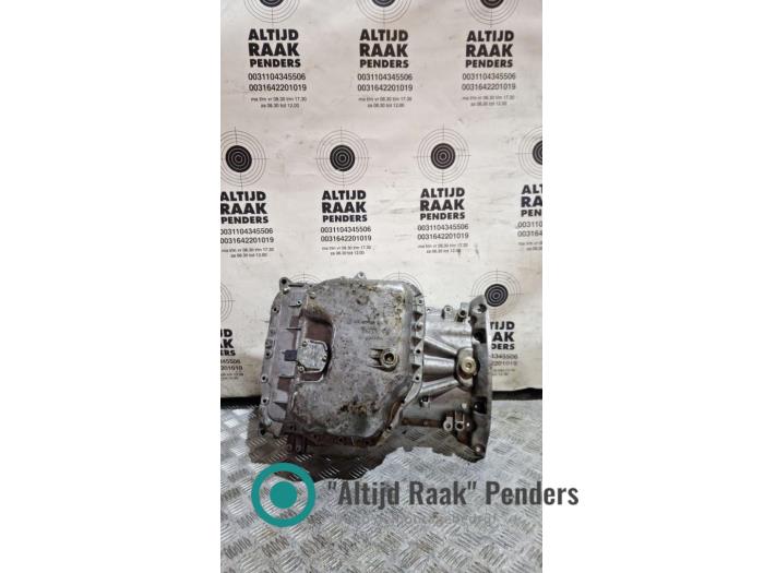 Carterpan van een Volkswagen Touareg (7LA/7L6) 4.2 V8 40V 2004
