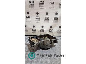 Carterpan van een Volkswagen Touareg (7LA/7L6) 4.2 V8 40V 2004
