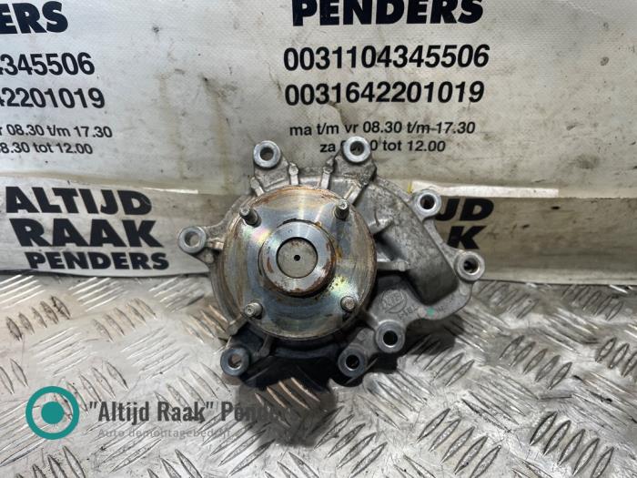 Gebruikte Waterpomp Isuzu D-Max (TFR/TFS) 1.9 DDi Prijs op aanvraag aangeboden door "Altijd Raak" Penders
