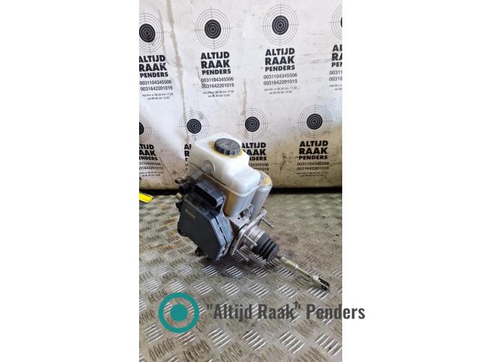Gebruikte ABS Pomp Toyota Land Cruiser V8 (J20) 4.5 D-4D 32V Prijs op aanvraag aangeboden door "Altijd Raak" Penders