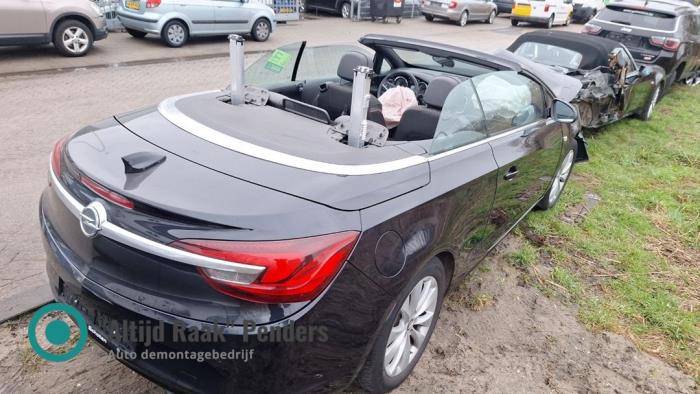 Gebruikte Cabriokap computer Opel Cascada 1.4 Turbo 16V Prijs op aanvraag aangeboden door "Altijd Raak" Penders