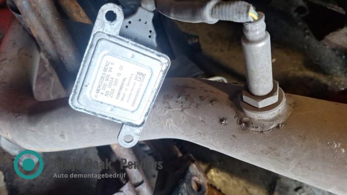 Nox sensor Mercedes Vito (447.6), 2014 2.2 114 CDI 16V, Bestel, Diesel, 2.143cc, 100kW (136pk), RWD, OM651950, 2014-10, 447.601; 447.603; 447.605 (Gebruikt)