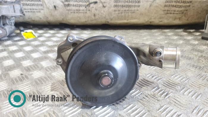 Gebruikte Waterpomp Jaguar F-type 3.0 V6 24V Prijs op aanvraag aangeboden door "Altijd Raak" Penders