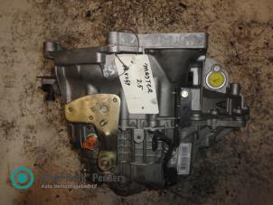 Gebruikte Versnellingsbak Renault Master Prijs op aanvraag aangeboden door "Altijd Raak" Penders