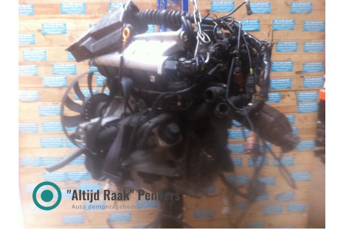 Gebruikte Motor Volkswagen Passat (3B3) 2.3 V5 20V Prijs op aanvraag aangeboden door "Altijd Raak" Penders