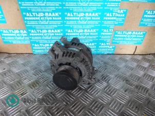 Gebruikte Dynamo Honda CR-V (RD5/6/7/8) 2.2 CTDi 16V Prijs op aanvraag aangeboden door "Altijd Raak" Penders