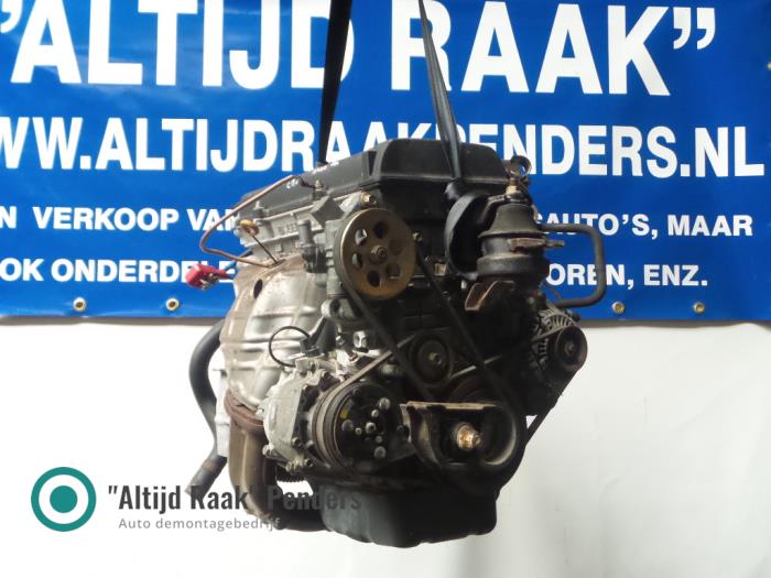 Motor van een Honda CR-V 2002