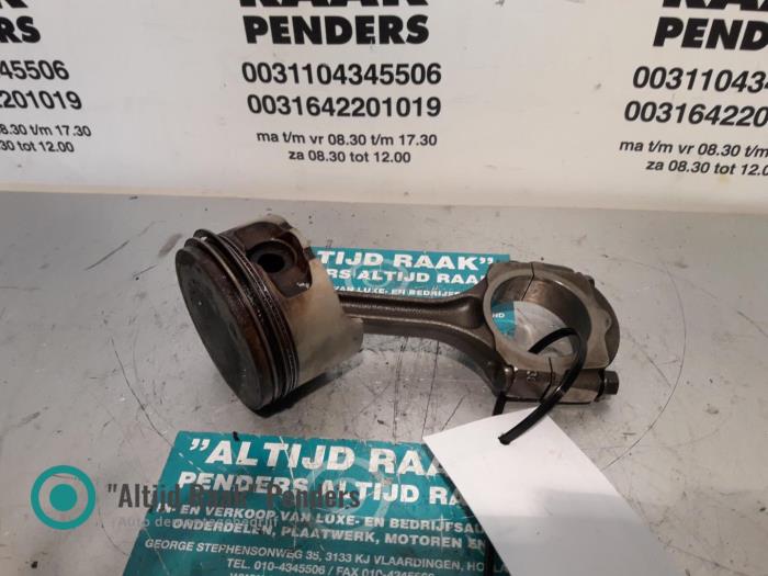 Gebruikte Verstuiver (diesel) BMW 5 serie (E60) 523i 24V Prijs op aanvraag aangeboden door "Altijd Raak" Penders