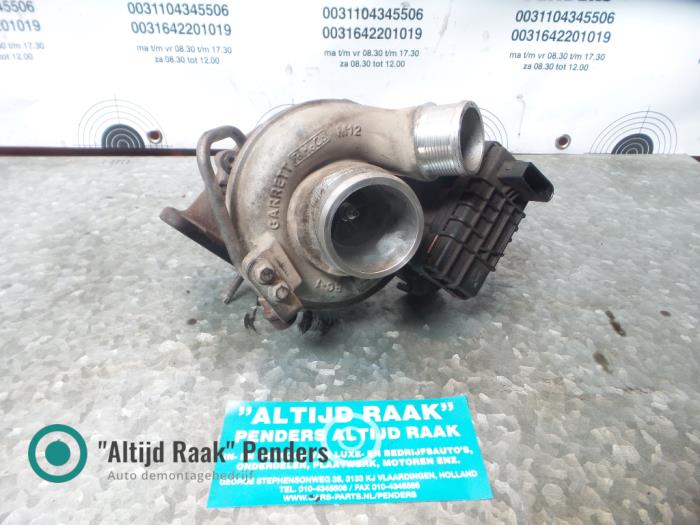 Turbo van een Landrover Range Rover 2011