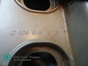 Gebruikte Kleppendeksel Mercedes E-Klasse Prijs op aanvraag aangeboden door "Altijd Raak" Penders