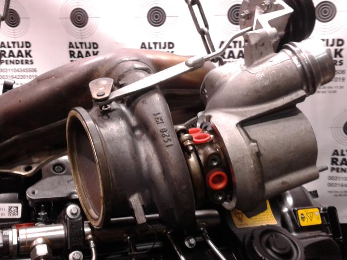 Motor van een BMW 5 serie (F10) 520i 16V 2013