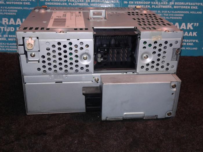 Radio module van een Saab 9-3 II (YS3F) 1.8t 16V 2006