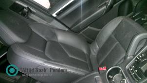 Gebruikte Stoel links Porsche Cayenne II (92A) 3.0 D V6 24V Prijs op aanvraag aangeboden door "Altijd Raak" Penders