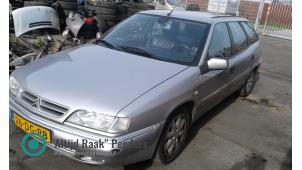 Gebruikte Grille Houder Citroen Xantia Break (X2) 2.0i 16V Prijs op aanvraag aangeboden door "Altijd Raak" Penders