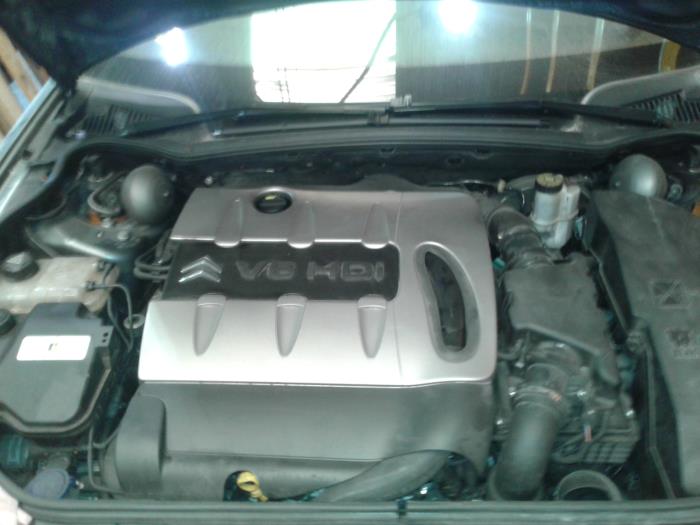 Motor van een Citroën C6 (TD) 3.0 HDiF V6 24V 2012