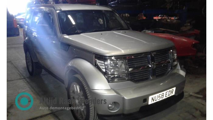 Gebruikte Aandrijfas links-achter Dodge Nitro 2.8 CRD 16V 4x4 Prijs op aanvraag aangeboden door "Altijd Raak" Penders