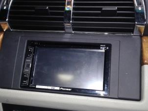 Gebruikte Radio CD Speler BMW X5 (E53) 4.4 V8 32V Prijs op aanvraag aangeboden door "Altijd Raak" Penders