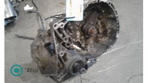 Gebruikte Versnellingsbak Renault Megane (BA) 1.6 16V Prijs op aanvraag aangeboden door "Altijd Raak" Penders