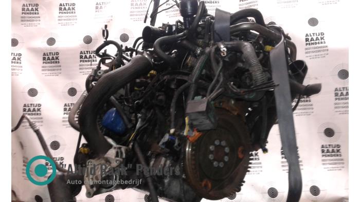 Motor van een Citroën C8 (EA/EB) 2.0 HDi 16V 2004