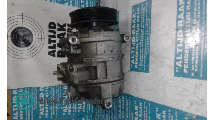 Aircopomp van een Volkswagen Golf 2009