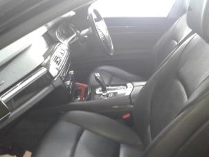 Gebruikte Airbag Set + Module BMW 7 serie (F01/02/03/04) 730d 24V Prijs op aanvraag aangeboden door "Altijd Raak" Penders