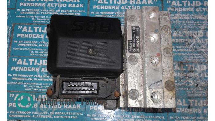 Gebruikte ABS Pomp Renault Clio (B/C57/357/557/577) 1.8 GT 16V Kat. Prijs op aanvraag aangeboden door "Altijd Raak" Penders