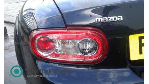 Gebruikte Achterlicht links Mazda MX-5 (NC18/1A) 1.8i 16V Prijs op aanvraag aangeboden door "Altijd Raak" Penders