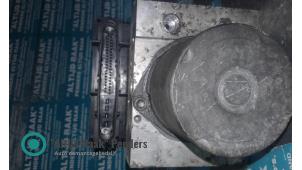 Gebruikte ABS Pomp Ford Transit 2.4 TDCi 16V Prijs op aanvraag aangeboden door "Altijd Raak" Penders