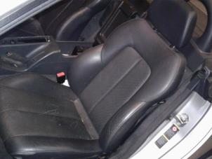 Gebruikte Voorstoel links Mercedes SLK (R170) 2.3 230 K 16V Prijs op aanvraag aangeboden door "Altijd Raak" Penders