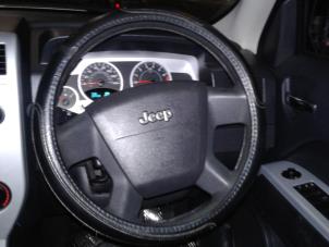 Gebruikte Airbag links (Stuur) Jeep Patriot (MK74) 2.4 16V 4x4 Prijs op aanvraag aangeboden door "Altijd Raak" Penders