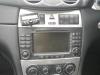 Radio CD Speler van een Mercedes CLK (R209), 2002 / 2010 3.0 280 V6 18V, Cabrio, Benzine, 2.996cc, 170kW (231pk), RWD, M272940, 2005-01 / 2010-03, 209.454 2008